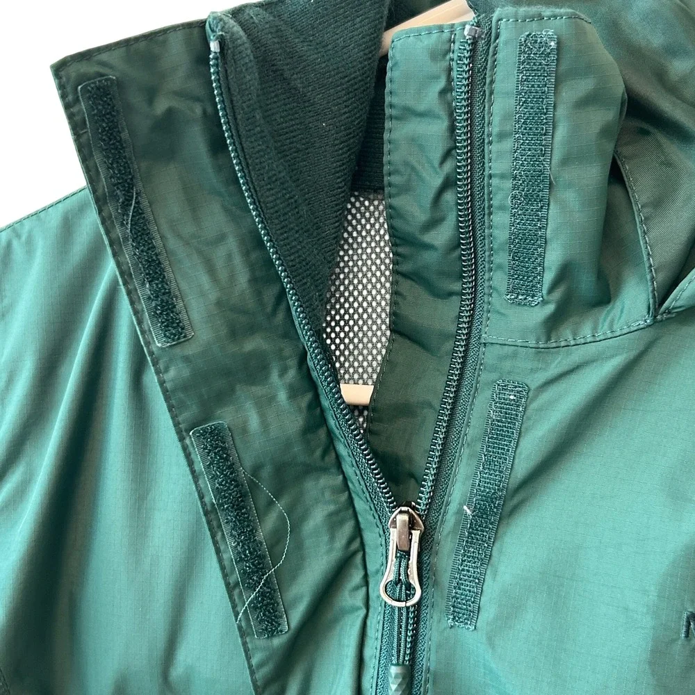 The North Face Women's Enamel Blue Waterproof Resolve 2 Rain Jacket Size XS‎